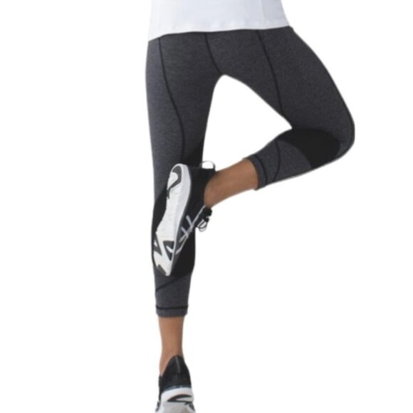 Lululemon Pace Rival CropWee Stripe Exploded So Fly Butterfly Angel Wing Black - Picture 1 of 14
